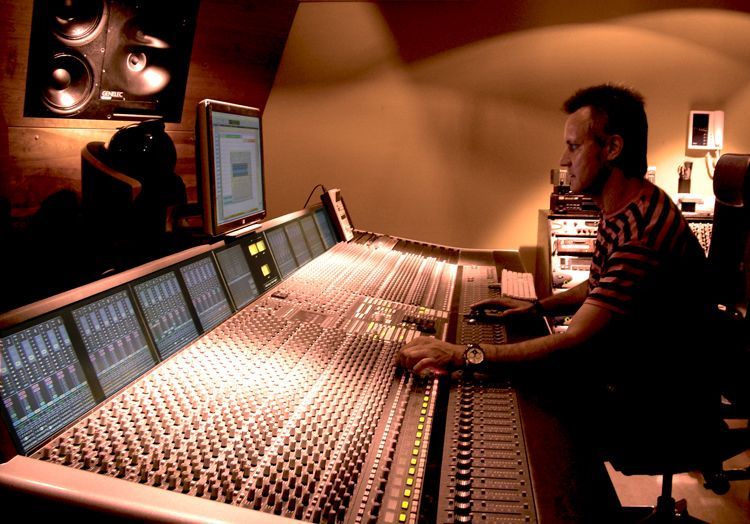 JAVI-EstudioFJR-Mesa